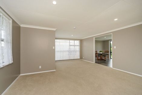 Photo of property in 8 Adams Place, Kelvin Grove, Palmerston North, 4414