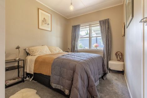 Photo of property in 5 Limbrick Street, Waipawa, 4210