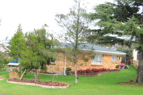 Photo of property in 5 Thorburn Avenue, Red Beach, 0932