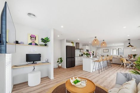 Photo of property in 31 Meadow View Drive, Belfast, Christchurch, 8051