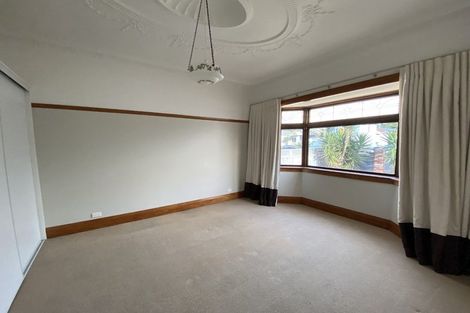 Photo of property in 191 Queens Drive, Lyall Bay, Wellington, 6022