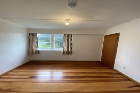 Photo of property in 60 Tremewan Street, Tawa, Wellington, 5028