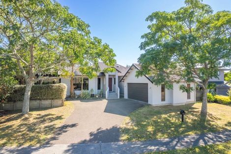Photo of property in 37 Bramley Drive, Rototuna, Hamilton, 3210