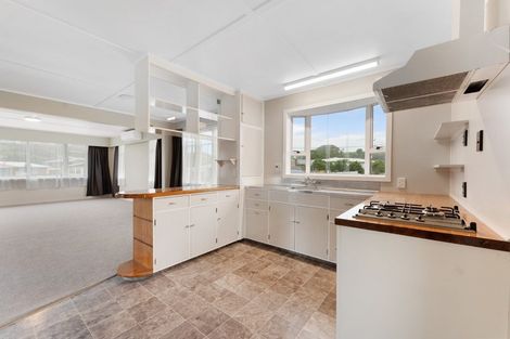 Photo of property in 14 Nugent Street, Bell Block, New Plymouth, 4312