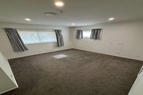 Photo of property in 5 Strid Road, Te Atatu South, Auckland, 0610
