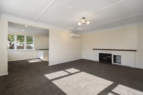 Photo of property in 21 Wilson Street, Bulls, 4818
