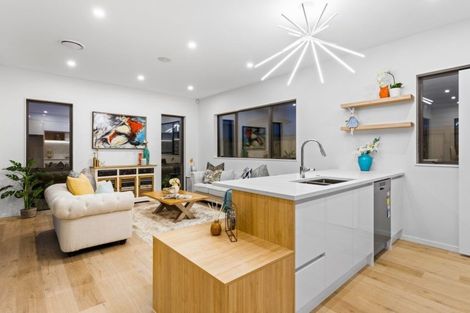 Photo of property in 19 Kearns Drive, Hobsonville, Auckland, 0616