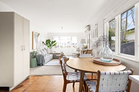 Photo of property in 91 Middle Road, Havelock North, 4130