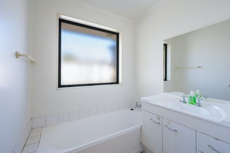 Photo of property in 16 Allport Place, Stoke, Nelson, 7011