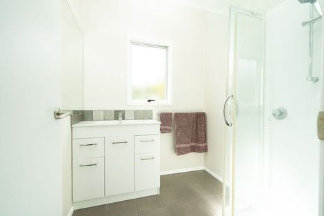 Photo of property in 60 Valley Road, Hikurangi, 0114