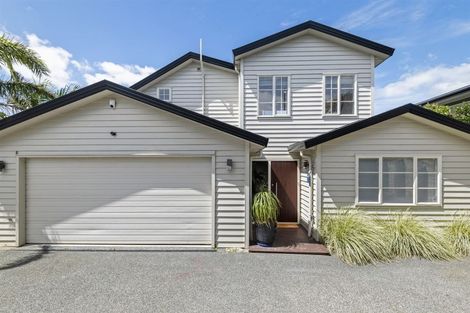 Photo of property in 941 East Coast Road, Torbay, Auckland, 0630