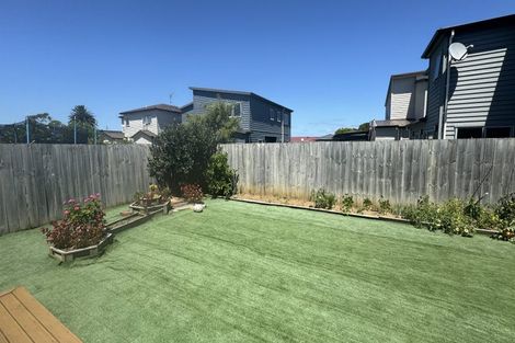 Photo of property in 21 Bukem Place, Favona, Auckland, 2024