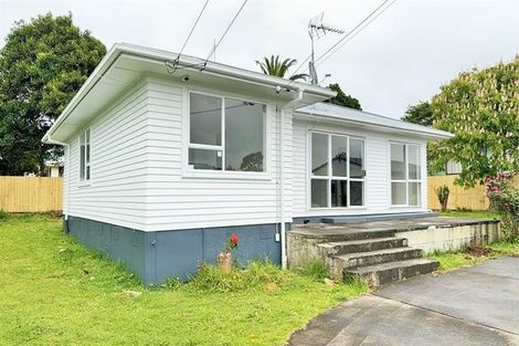 Photo of property in 81a Gloucester Road, Manurewa, Auckland, 2102