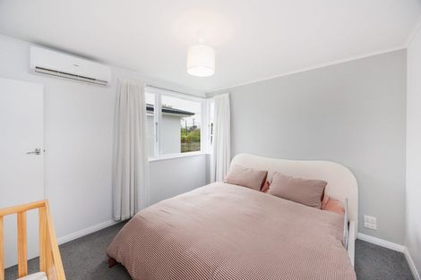 Photo of property in 37 Waterloo Crescent, Hokowhitu, Palmerston North, 4410