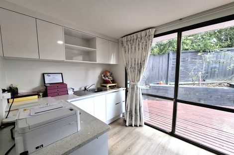 Photo of property in 168 Weatherly Road, Torbay, Auckland, 0630