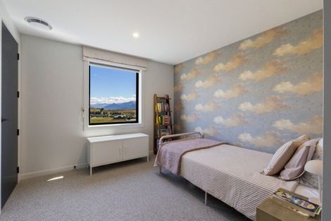 Photo of property in 97 Spur Ridge Rise, Jacks Point, 9371