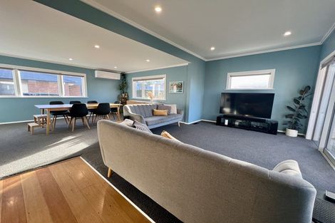 Photo of property in 11 Clifford Road, Johnsonville, Wellington, 6037