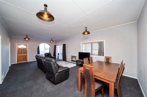 Photo of property in 154 Miranda Street, Stratford, 4332