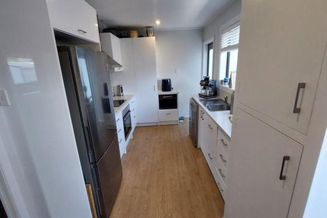 Photo of property in 55 Mcfaddens Road, St Albans, Christchurch, 8052