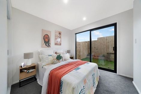 Photo of property in 8/1 Waters Place, New Lynn, Auckland, 0600