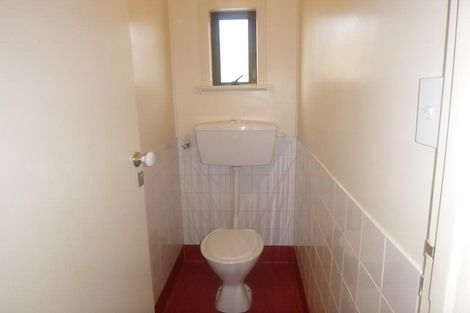 Photo of property in 8 Helleur Road, Massey, Auckland, 0614