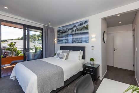 Photo of property in 101 Kakariki Grove, Waikanae, 5036