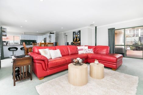 Photo of property in 4 Glenburn Place, Nawton, Hamilton, 3200