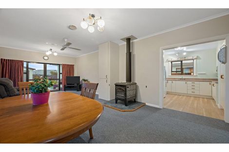Photo of property in 33 Dacre Street, Linwood, Christchurch, 8062