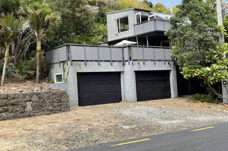 Photo of property in 45-47 Glenesk Road, Piha, New Lynn, 0772