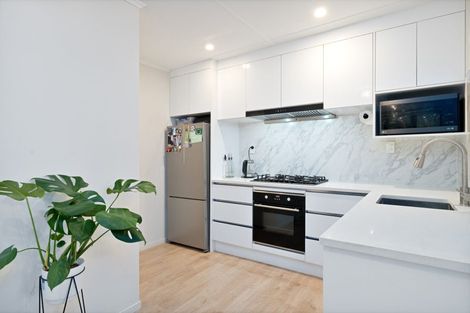 Photo of property in 12 Pomaria Road, Henderson, Auckland, 0610