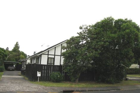 Photo of property in 2/23 Tonkin Drive, Sunnynook, Auckland, 0620