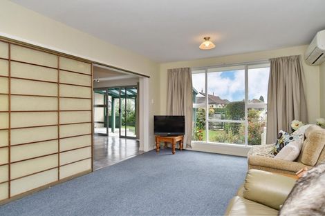 Photo of property in 115 Oakhampton Street, Hornby, Christchurch, 8042