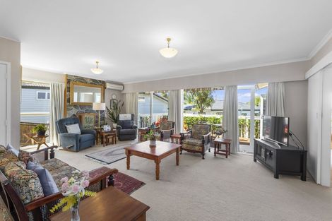 Photo of property in 23 Merchant Avenue, Te Atatu South, Auckland, 0610
