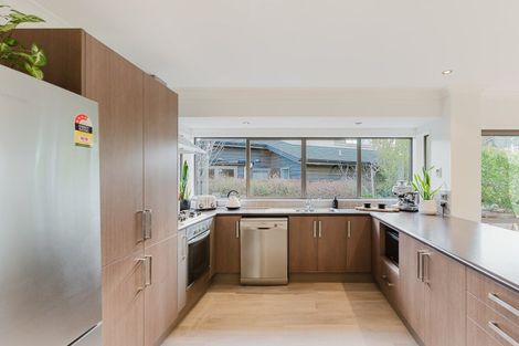 Photo of property in 42 Waterstone Avenue, Paraparaumu, 5032