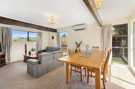 Photo of property in 19 Observatory Close, Whitby, Porirua, 5024