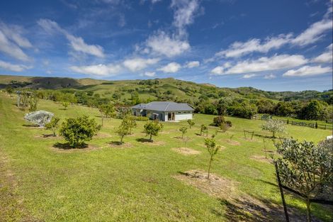Photo of property in 23 Waipuka Road, Waimarama, Havelock North, 4294