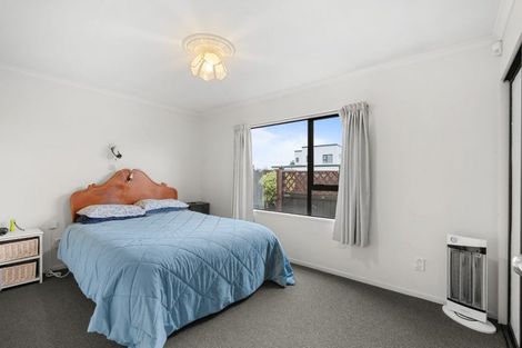 Photo of property in 22 Field Terrace, Upper Riccarton, Christchurch, 8041