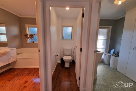 Photo of property in 72 Don Buck Road, Massey, Auckland, 0614