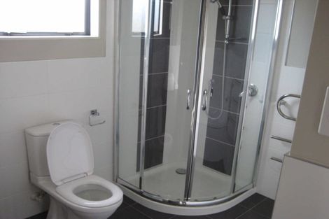 Photo of property in 13 Riverglade Parkway, Te Atatu South, Auckland, 0610