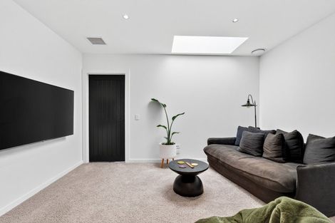 Photo of property in 11 Whangaehu Place, Te Awa, Napier, 4110