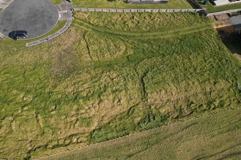 Photo of property in 7 Snapper Street, Baylys Beach, 0377