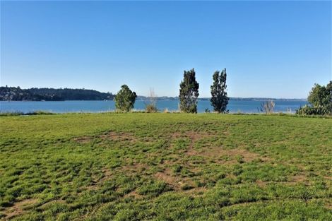 Photo of property in 30 Treloar Crescent, Hobsonville, Auckland, 0616