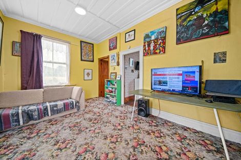 Photo of property in 1 Castle Hill Road, Alfredton, Eketahuna, 4996