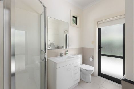 Photo of property in 21 Penwood Close, East Tamaki Heights, Auckland, 2016