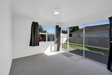 Photo of property in 90 Mangorei Road, Strandon, New Plymouth, 4312