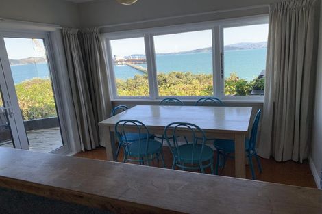 Photo of property in 3 Church Lane, Point Howard, Lower Hutt, 5013