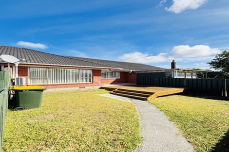 Photo of property in 60 Strid Road, Te Atatu South, Auckland, 0610