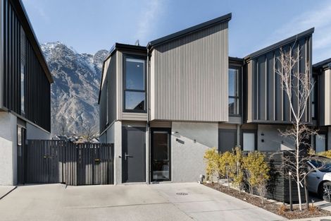 Photo of property in 7 Mcgibbon Lane, Jacks Point, 9371