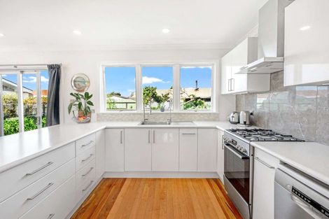 Photo of property in 21 Armour Place, Onekawa, Napier, 4110