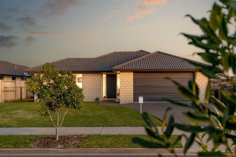 Photo of property in 7 Oka Street, Papamoa Beach, Papamoa, 3118